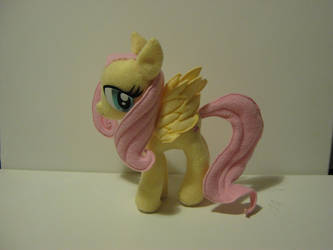 fluttershy left hand