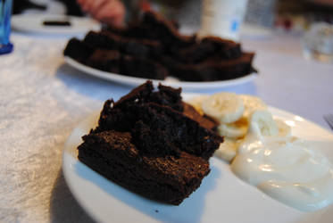 Delicious brownie and bananas!