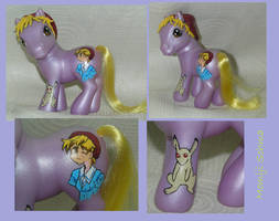 Momiji Sohma custom pony