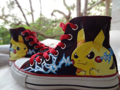 Pikachu Kicks