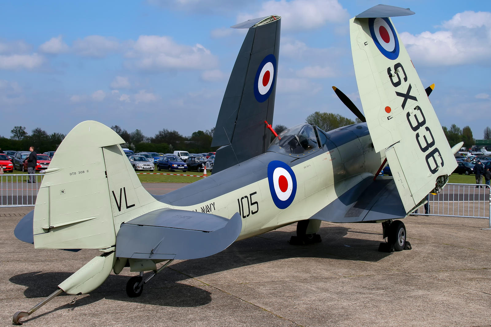 Supermarine Seafire F.XVII