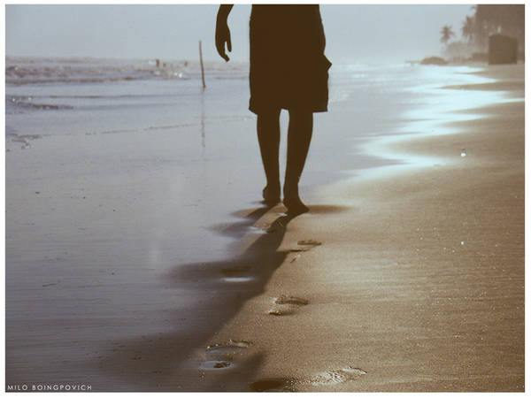 Walking at the beach by boing-boing