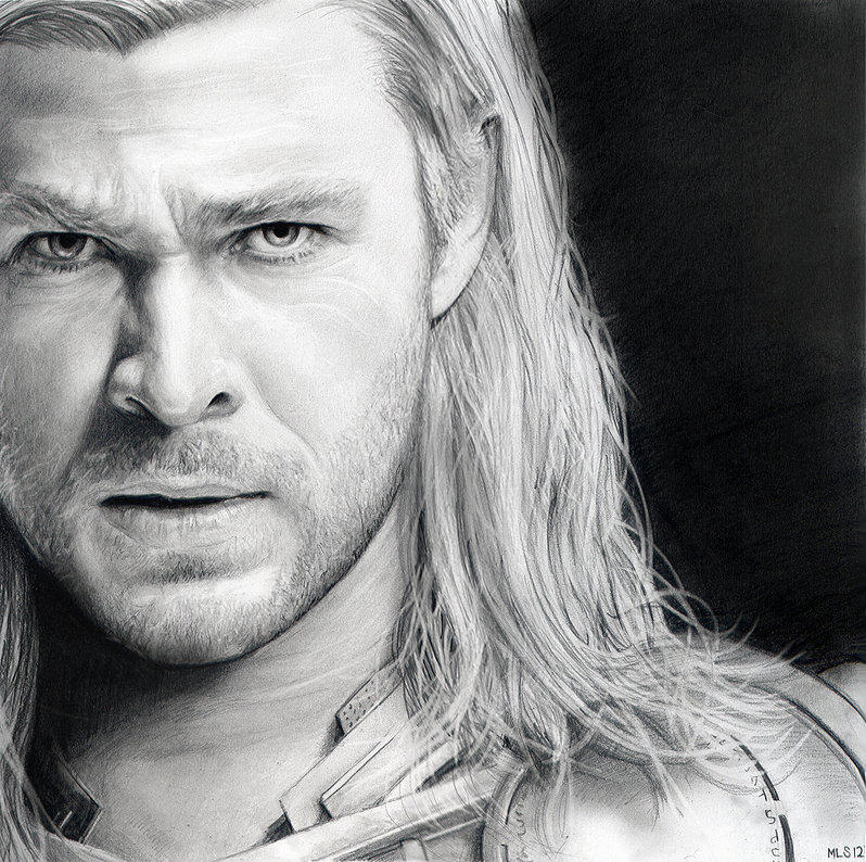 Thor (Chris Hemsworth)