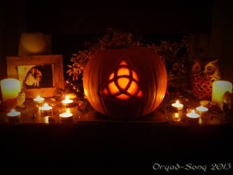 Triquetra Pumpkin Carving