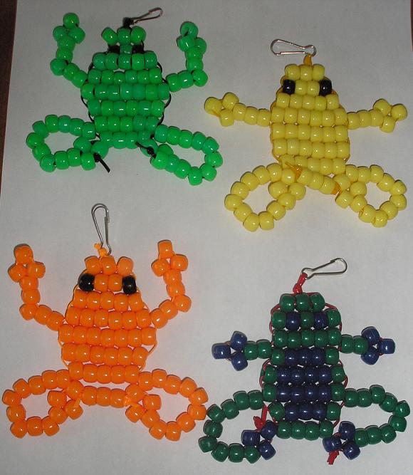 Colorful Frogs by Rad1986