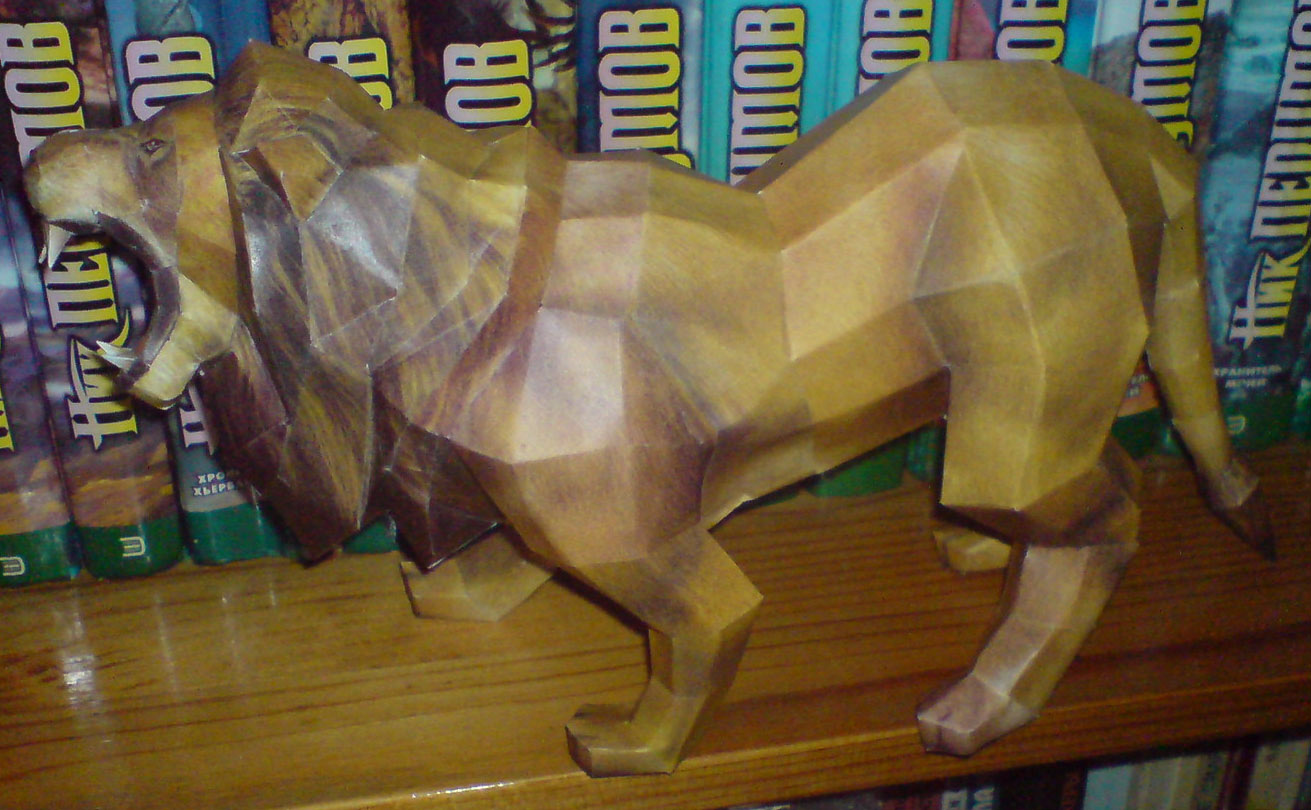 Lion papercraft