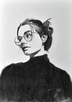 woman portrait with glasses