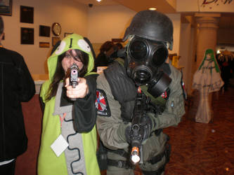 Gir and A Umbrella Soldier