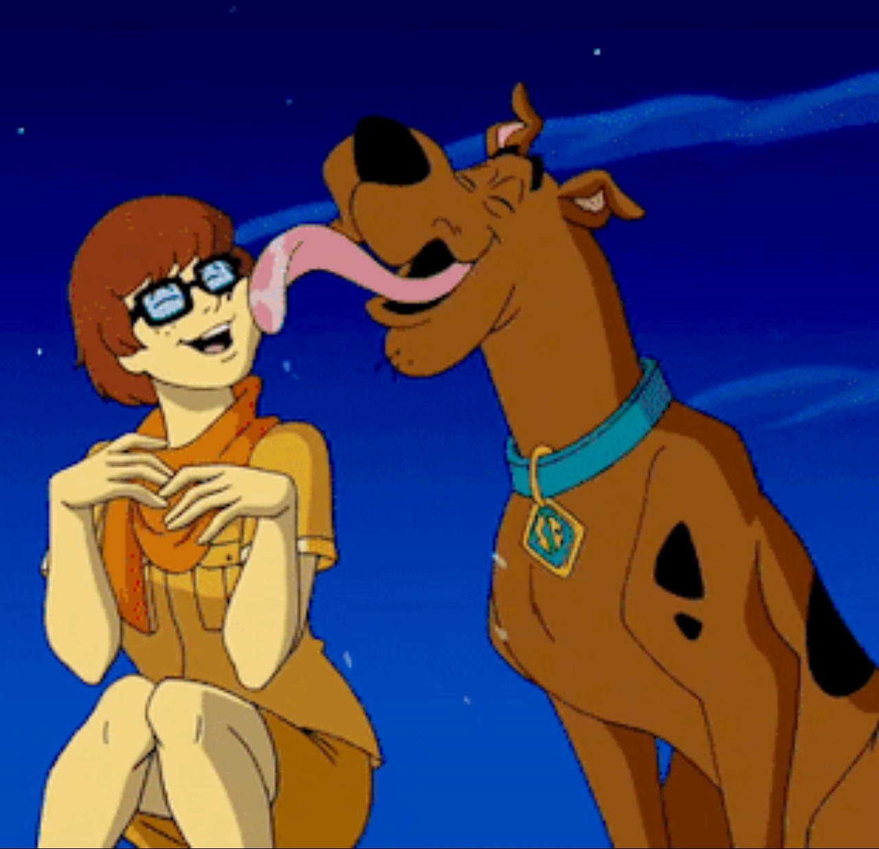 Onam bilan jinsiy aloqa porno komikslar Uyda it uslubidagi jinsiy aloqa