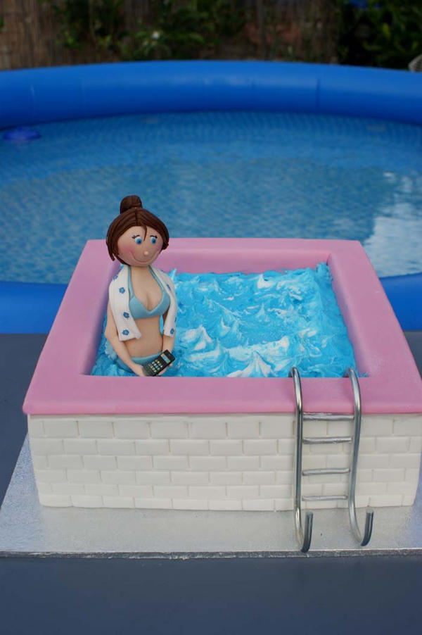 swimming pool cake