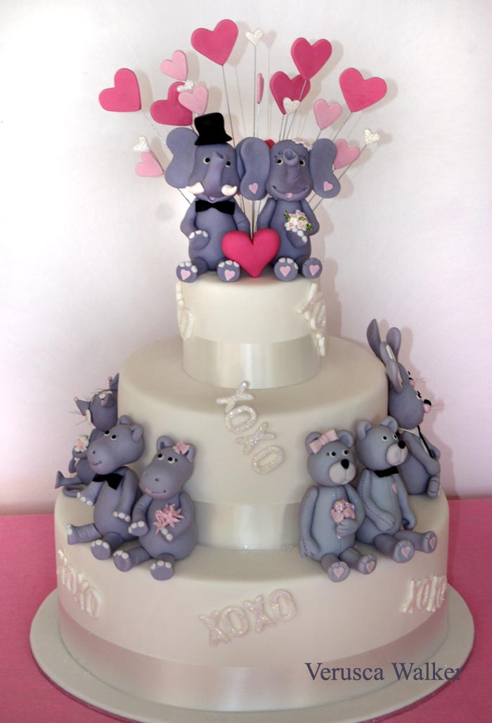 Animal wedding cake