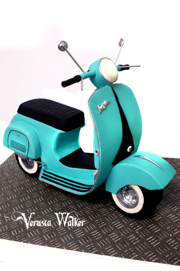 3D Vespa Cake by Verusca