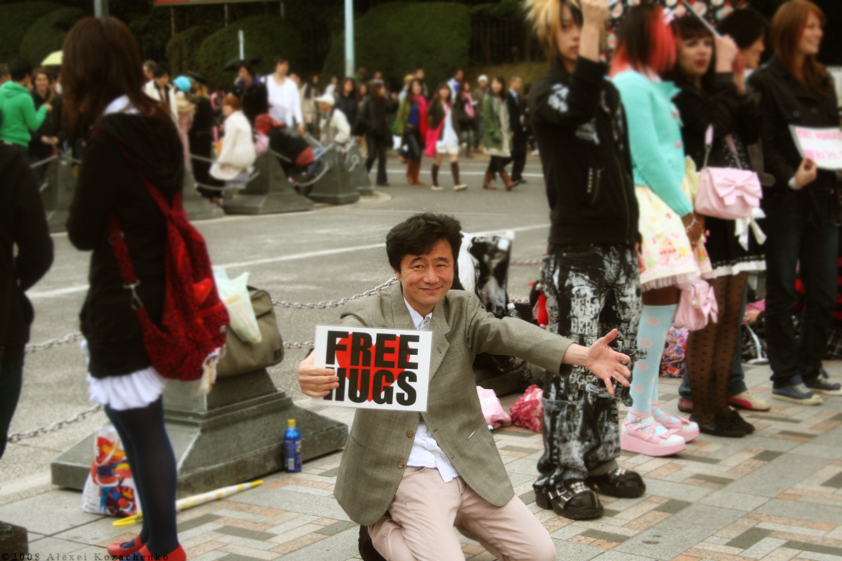 Free Hugs