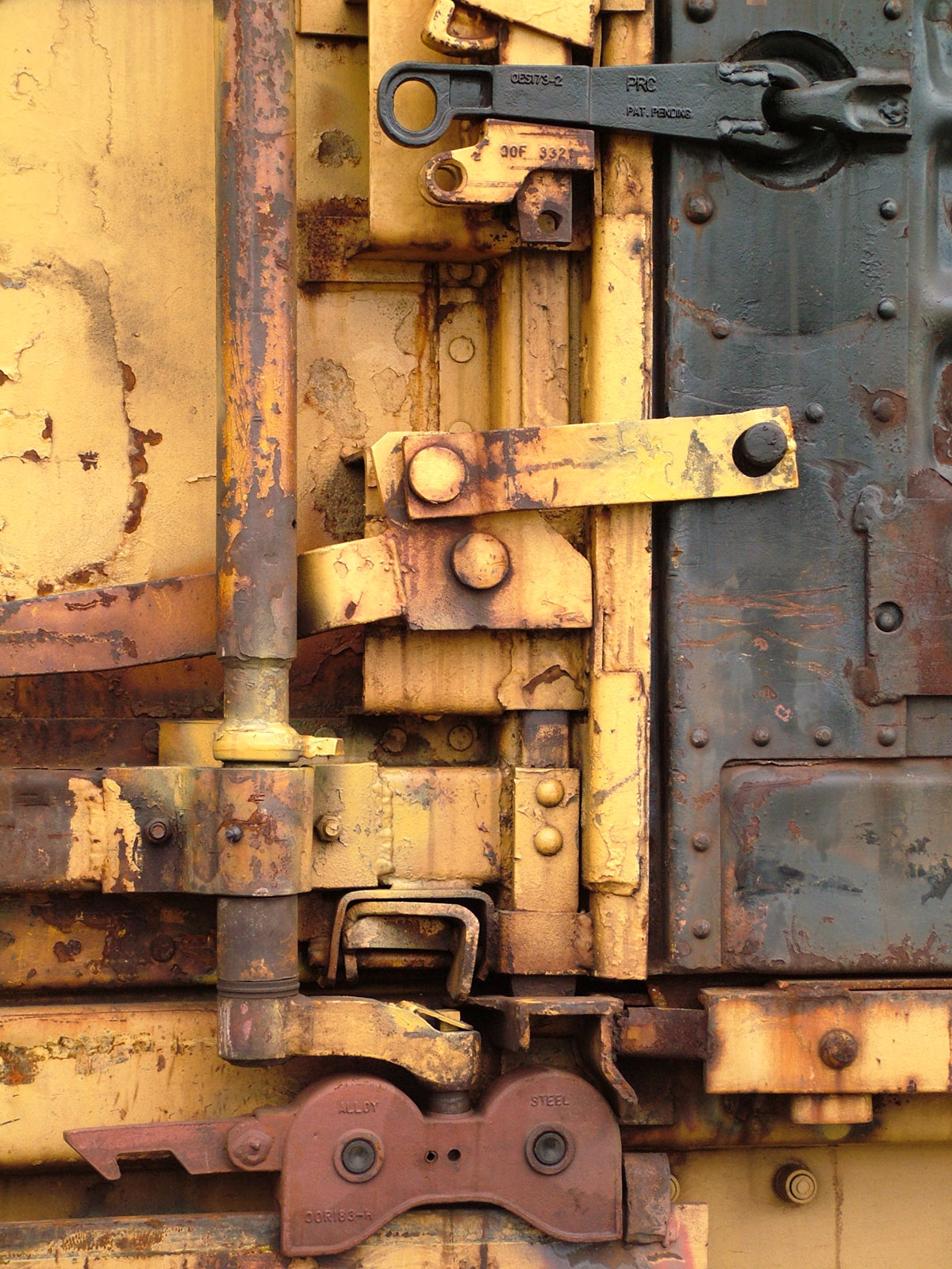 train yard 18 - metal stuff