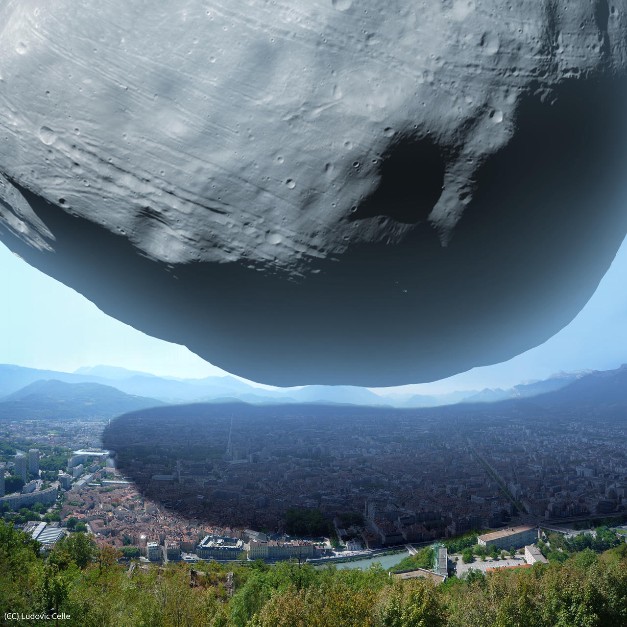 The scale of Phobos