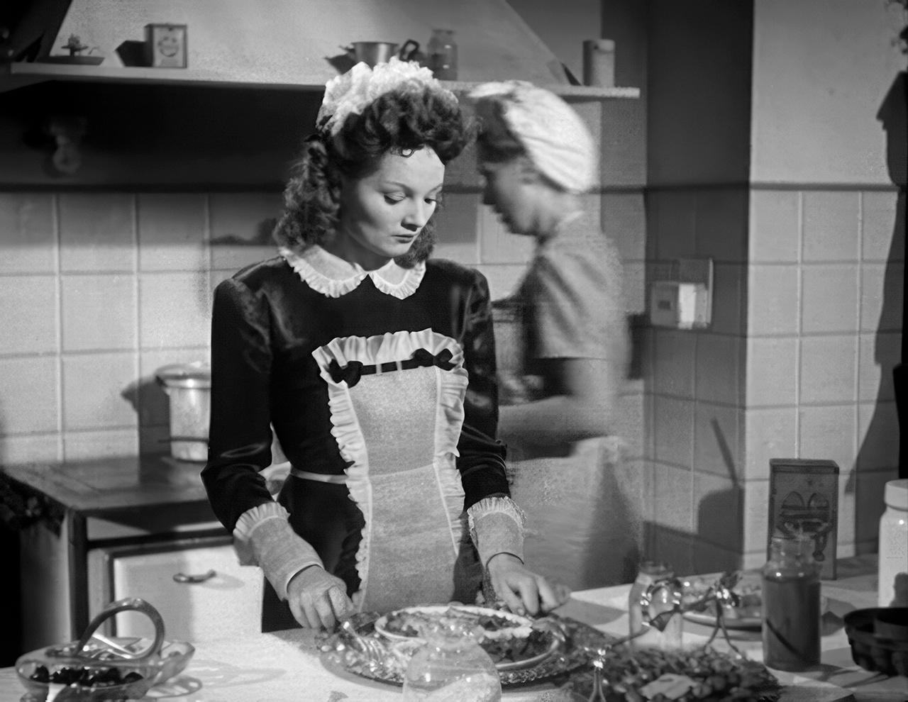 Abbasso la ricchezza (Peddlin' in Society) - 1946 by maidsuzie on ...