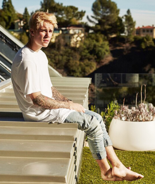 Justin Bieber Feet ( 3 )