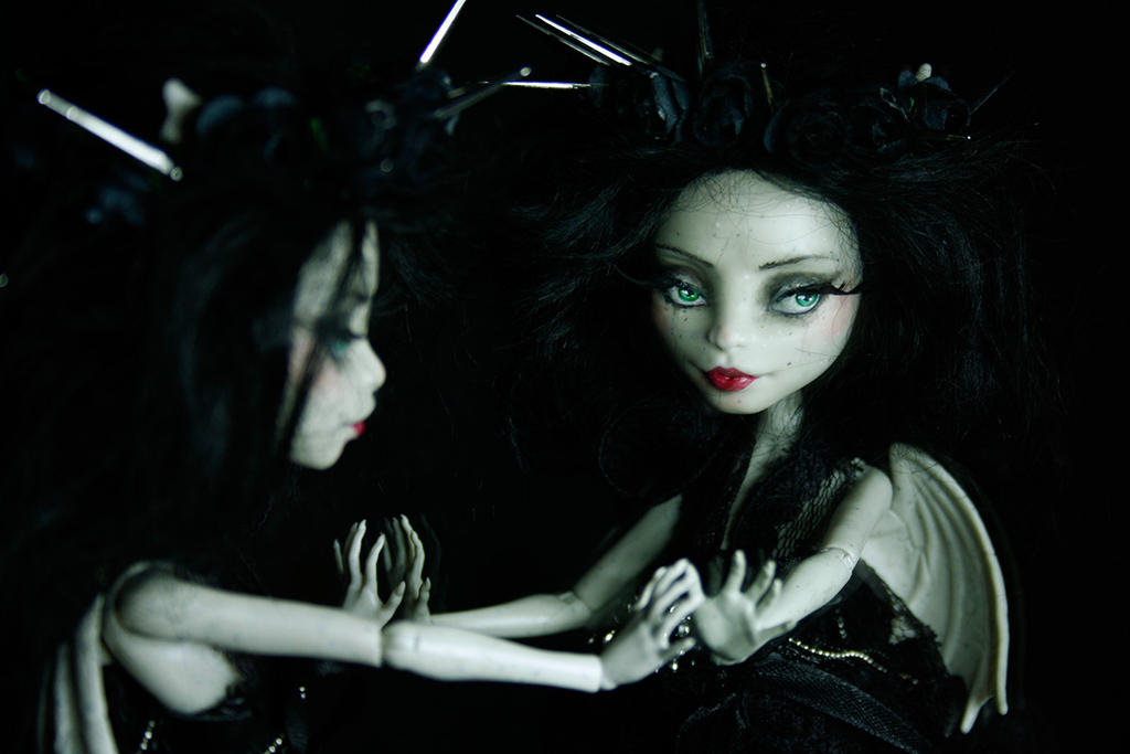 Narcissa OOAK Monster High repainted art doll