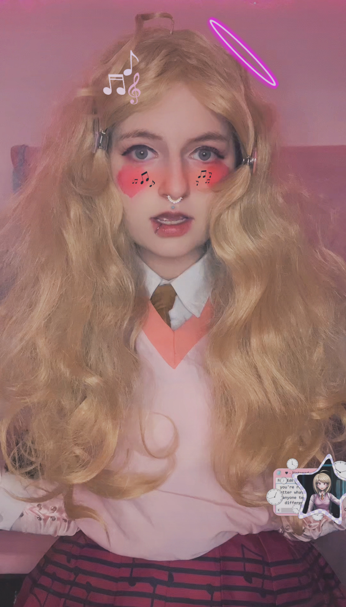 Kaede Akamatsu Cosplay