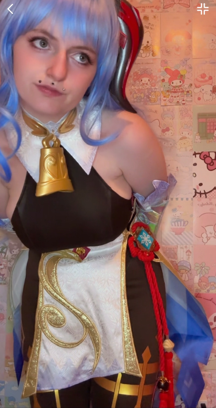 Ganyu Cosplay