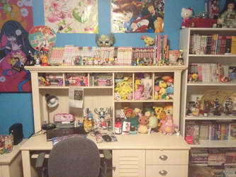 Otaku Crib- Desk full view