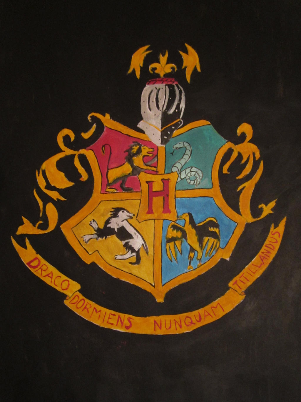 Hogwarts crest