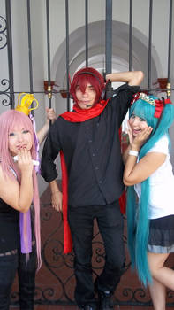 Luka, Akaito y Miku