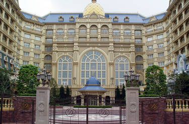 Tokyo Disneyland Hotel