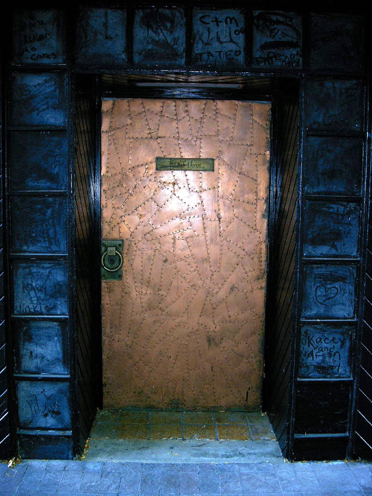 The door that doesn't exist...