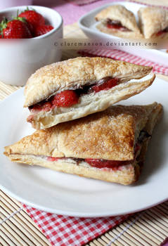 Strawberry and Nutella Turnovers (+recipe)