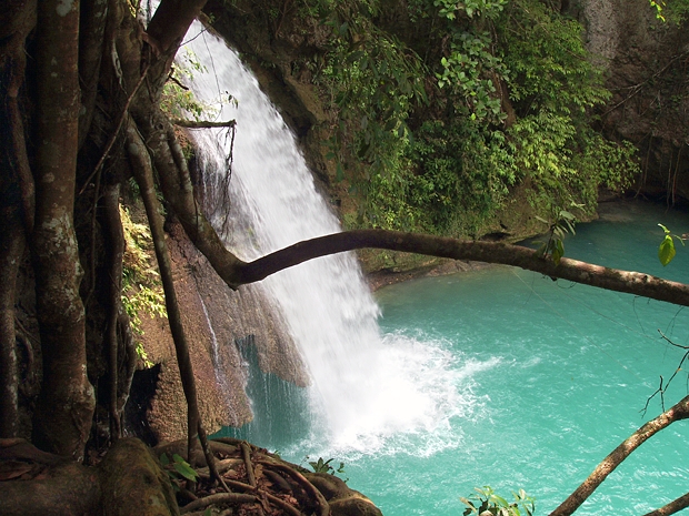 Kawasan Falls Philippines 2