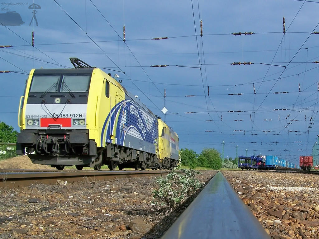 E189 912 in Hegyeshalom - 2009 by MorpheusPhotoworks on DeviantArt