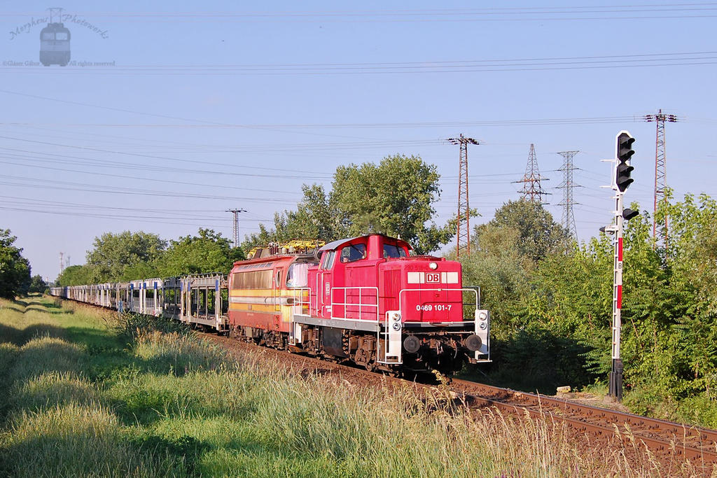 0469 101-7 and 240 088-5 w. freight train