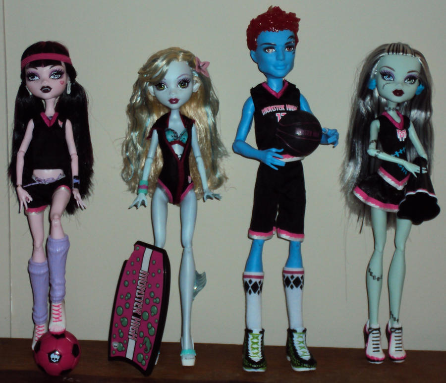 Monster High Scream Uniforms