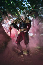 League of Legends - Riven Dragonblade Cosplay