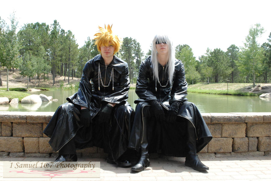 Roxas and Riku by EmiriMitsukai00 on DeviantArt