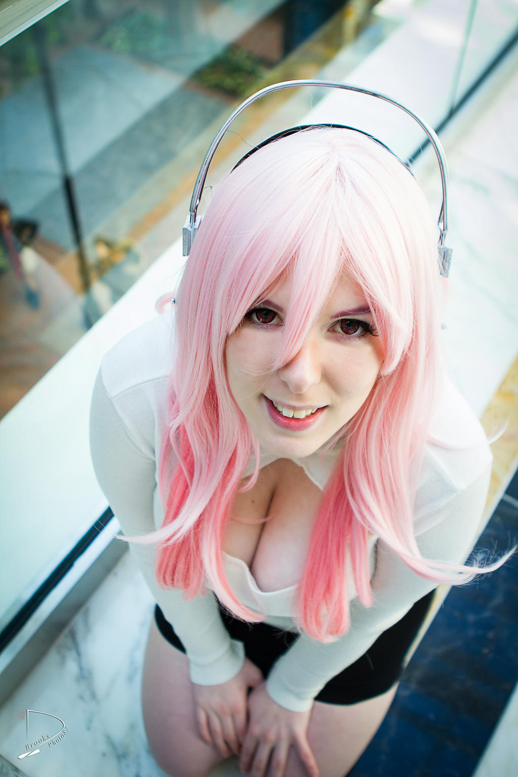 Super Sonico: Sharp Angle