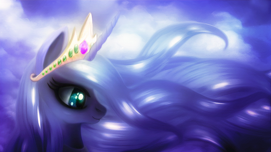 Sun Tiara Luna