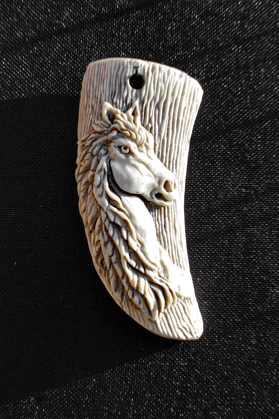 Antler pendant 11