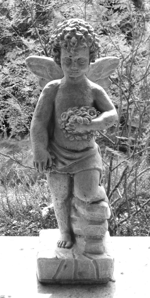 The Statue Child by MeemeeOcean on DeviantArt