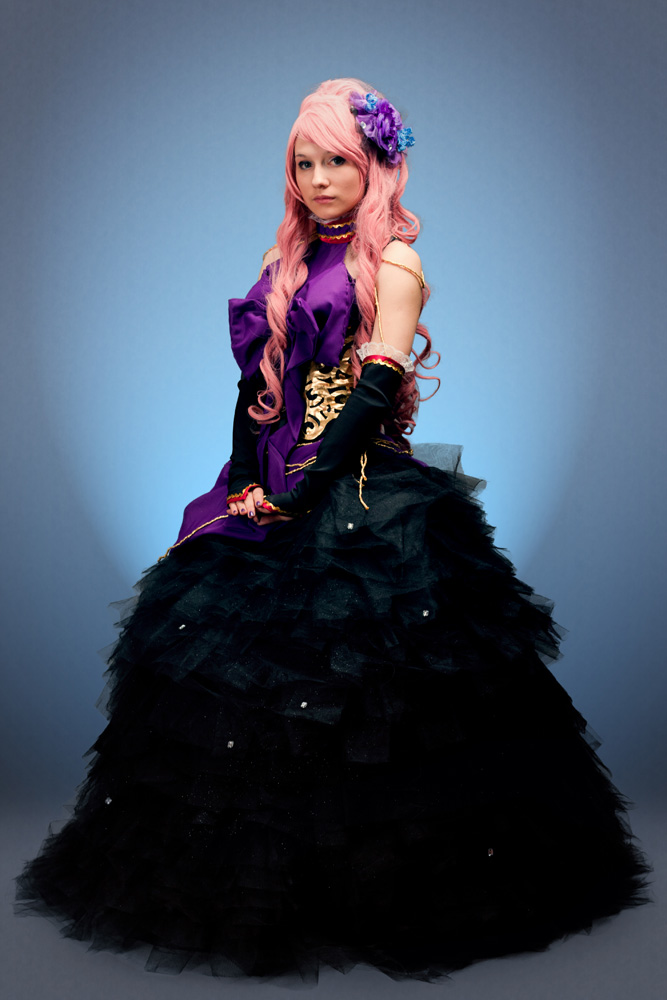 Megurine Luka Sandplay