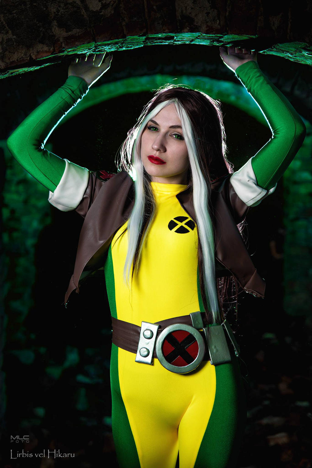 Rogue Cosplay X-men by Hikarux33 on DeviantArt
