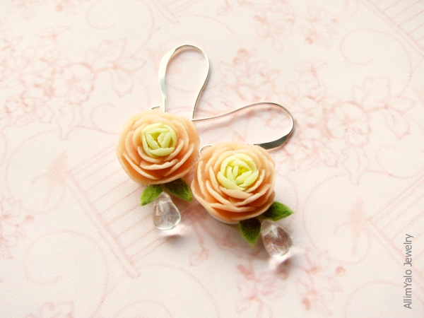 Earrings Tender ranunculus