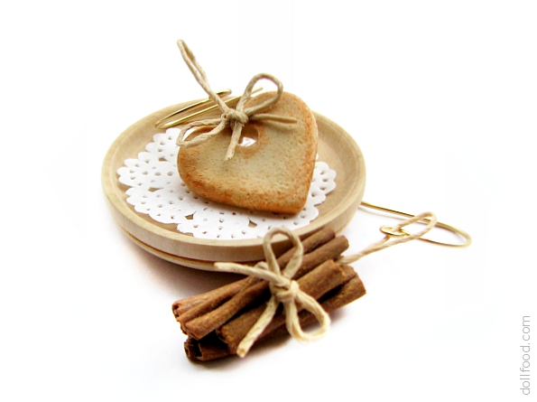 Christmas cookies and Cinnamon Earrings