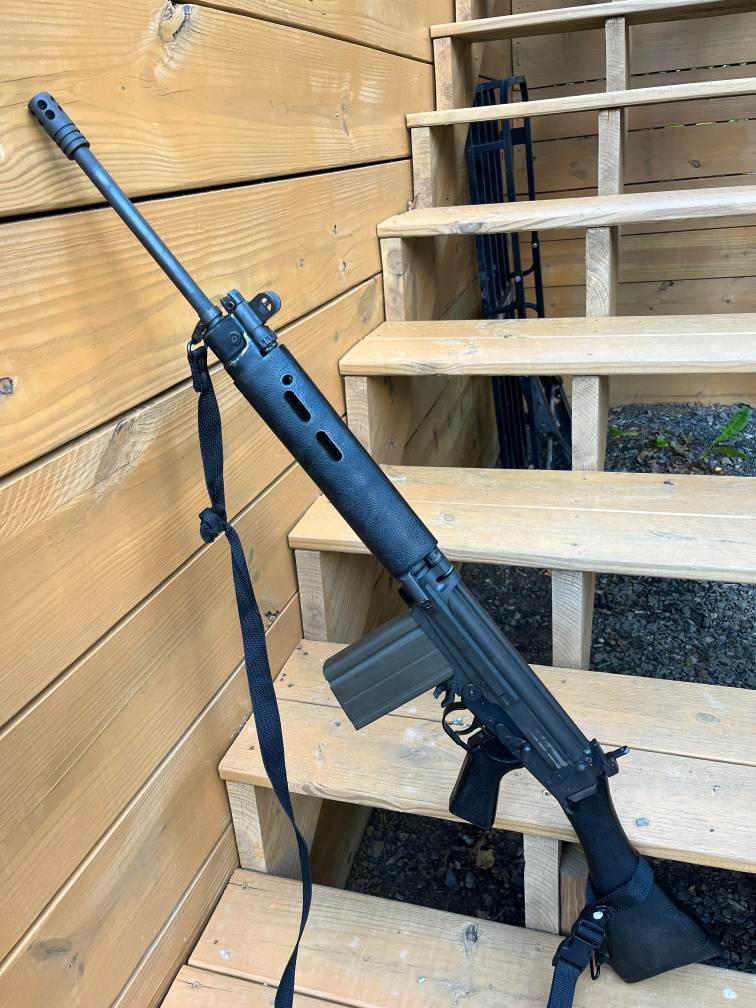 Fn Fal Rifle Rack Defender FN FAL by hutreeitfy on DeviantArt