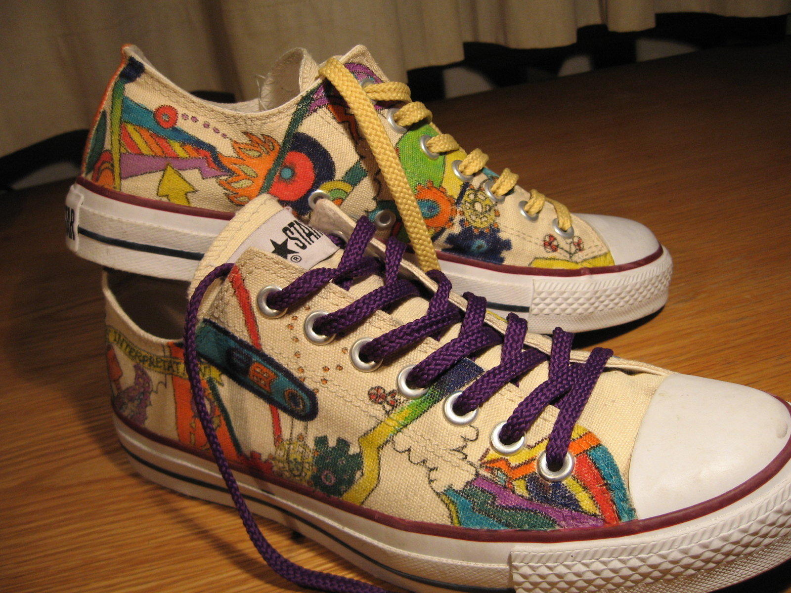 Mika Converse