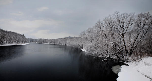 Snowday Waterscape