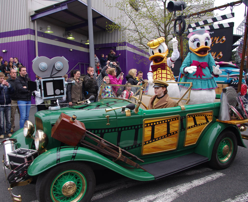 Disney Stars in Cars- Donald and Daisy by Weronika97 on DeviantArt