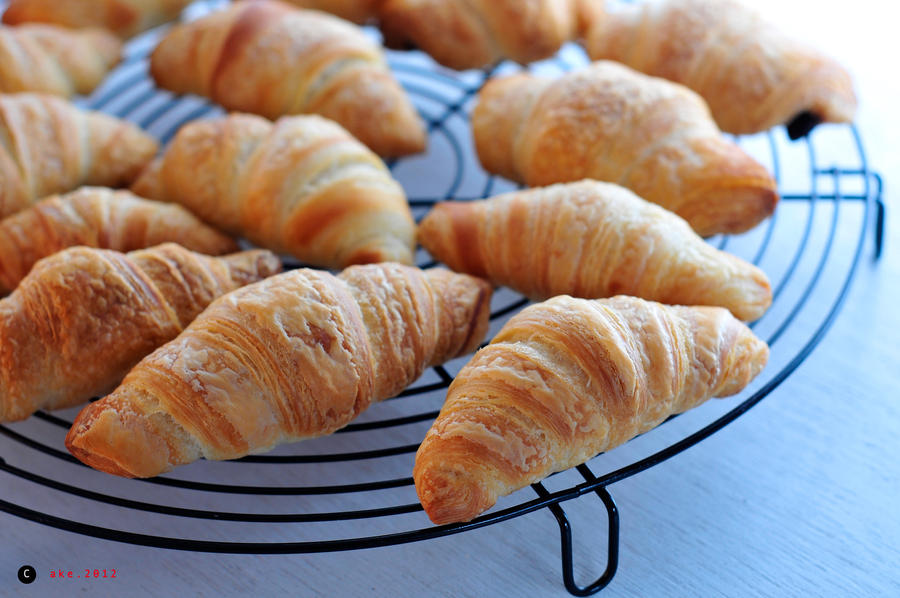 Croissant. by akemiM Croissant. by akemiM