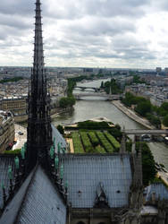 La Vue, Tours de Notre Dame 3